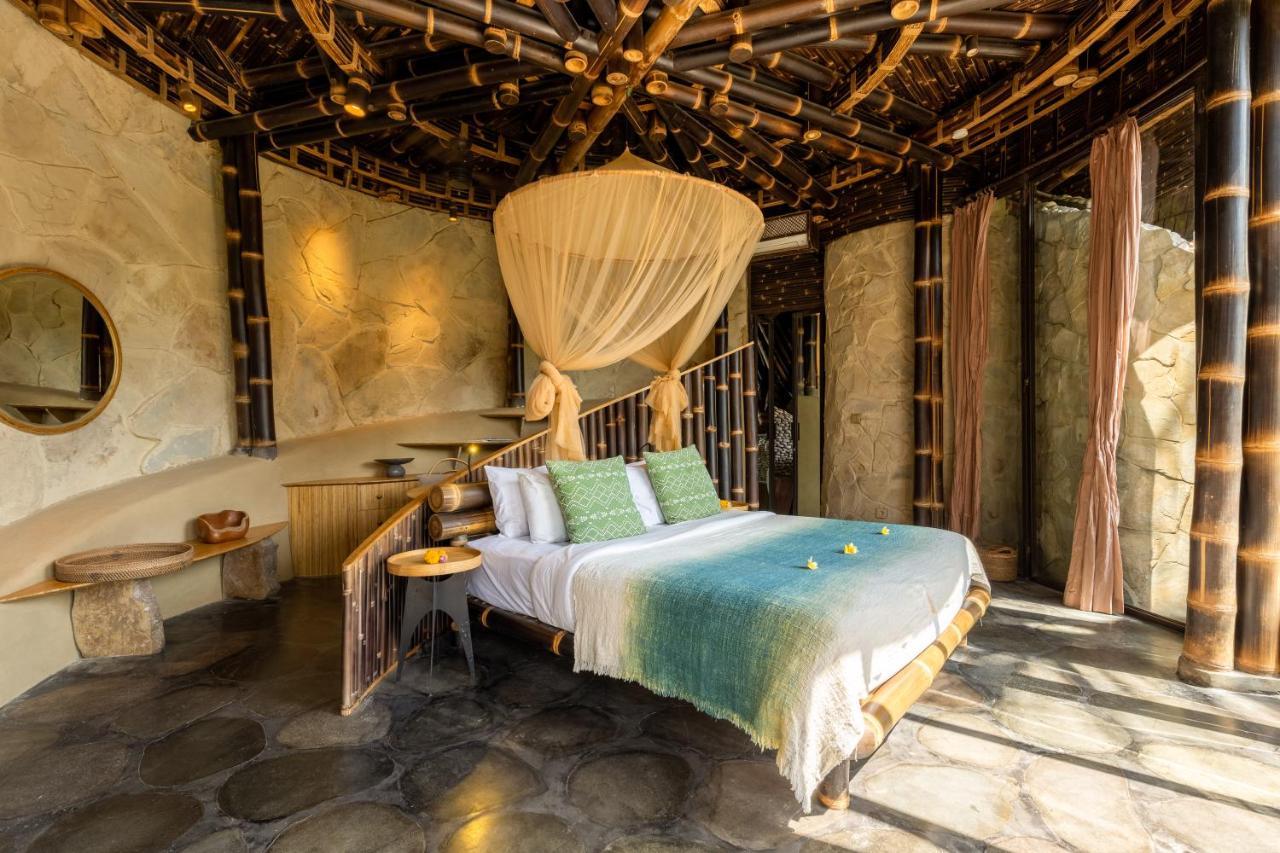 Eclipse House 4Bds Eco Bamboo House Pool Riverview Bringkit Εξωτερικό φωτογραφία